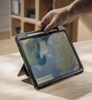 Etui Dexnor 360° do iPad Pro 11 2024 (5 gen.), z paskiem i miejscem na rysik - czarne