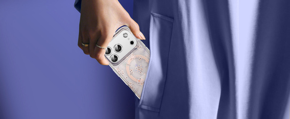 Etui magnetyczne z kwiatowym, laserowym wzorem do iPhone 17 Pro