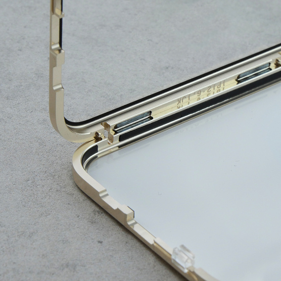 Etui Magnetic Dual Glass MagSafe do iPhone 11, złote
