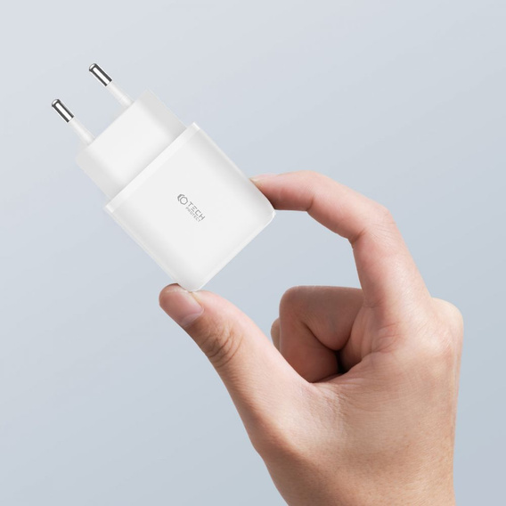 Tech-Protect C20W QC3.0 Uniwersalna Ładowarka Sieciowa USB-A USB-C, White