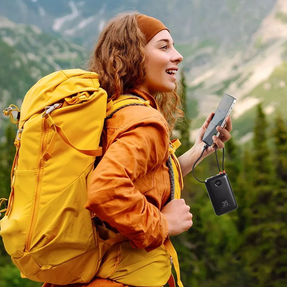 Powerbank VEGER K3 30000 mAh z kablami USB-C i Lightning, szybkie ładowanie 35W – Czarny