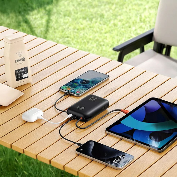 Powerbank VEGER K3 30000 mAh z kablami USB-C i Lightning, szybkie ładowanie 35W – Czarny