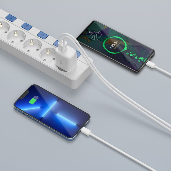 Tech-Protect C20W QC3.0 Uniwersalna Ładowarka Sieciowa USB-A USB-C, White
